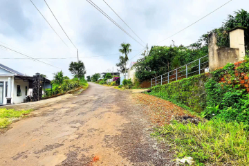 BÁN GẤP LÔ ĐẤT MẶT TIỀN TẢN ĐÀ - PHƯỜNG 2 BẢO LỘC - DIỆN TÍCH: 15 X 50 , SẴN 88M2 THỔ CƯ - GIÁ BÁN: GIẢM SỐC TỪ 4 TỶ CÒN 1,8 TỶ - ĐẤT TRIỀN , VIEW ĐẸP , KHU DÂN CƯ , GIÁ CỰC NGỘP SO VỚI KHU VỰC