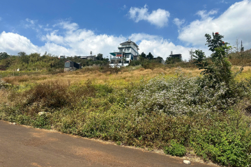 Đất nền sẵn thổ cư tại Bảo Lộc – Lô ngộp đối diện Tâm Châu Farm, giá tốt