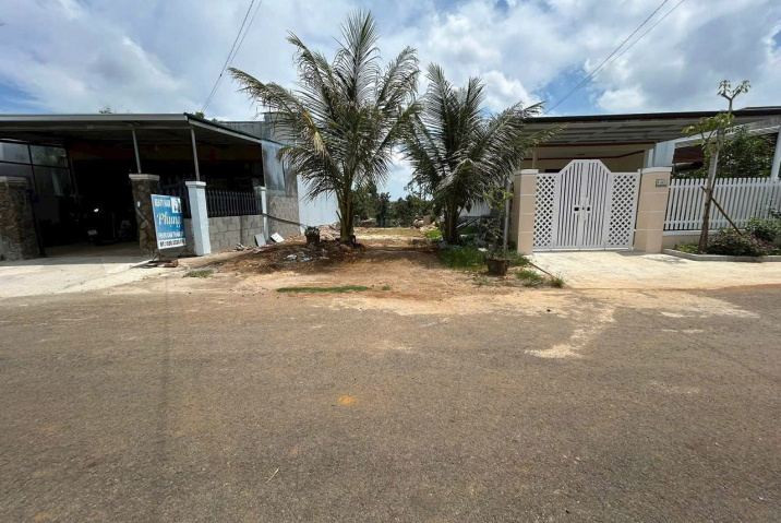 BÁN ĐẤT HẺM PHAN CHU TRINH LỘC TIẾN – GẦN TRƯỜNG TÂN SƠN – DT 8X40, CÓ 64M² THỔ CƯ – KHU DÂN CƯ YÊN TĨNH – GIÁ CHỈ 2 TỶ XXX