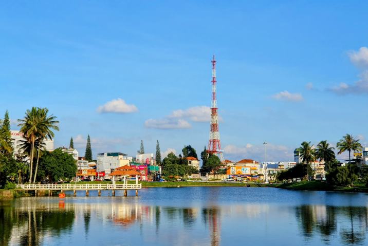 Bảo Lộc Bao Nhiêu Độ? Cùng Khám Phá Thời Tiết Thành Phố Sương Mù