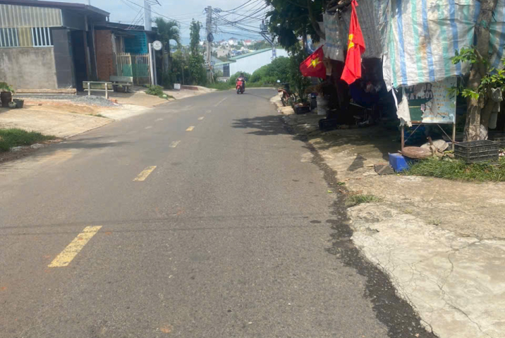 Lô  đất ngộp cho khách đầu tư!  Mặt Tiền chính Trung Tâm p2- buôn bán tốt- Diện tích 4,5x27 full thổ cư - Giá ngộp 1 tỷ 