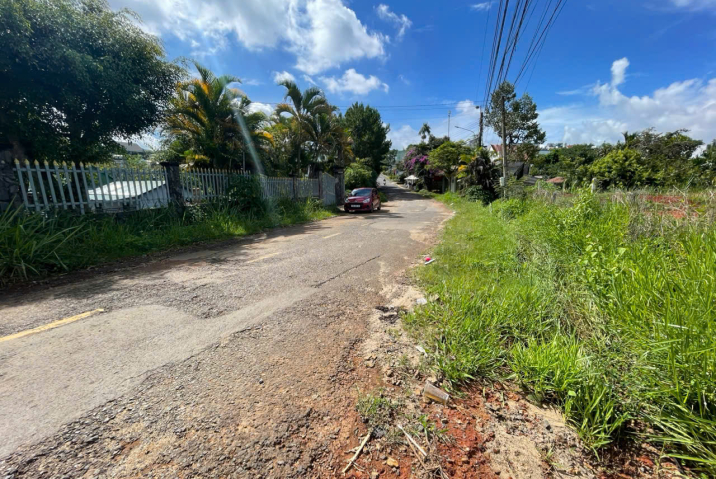 Bán lô đất thổ cư tại Mạc Đỉnh Chi giá thấp nhất thị trường chỉ 1ty