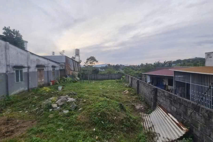 BÁN ĐẤT TRẢ NỢ NGÂN HÀNG - Ô ĐẤT HẺM 57 NGUYỄN TRI PHƯƠNG - P.LỘC TIẾN - TP.BẢO LỘC - 7.5 X 28 CÓ SẴN 104M² THỔ CƯ, NƠ HẬU - GIÁ ĐẦU TƯ: 1,8 TỶ ( THƯƠNG LƯỢNG )