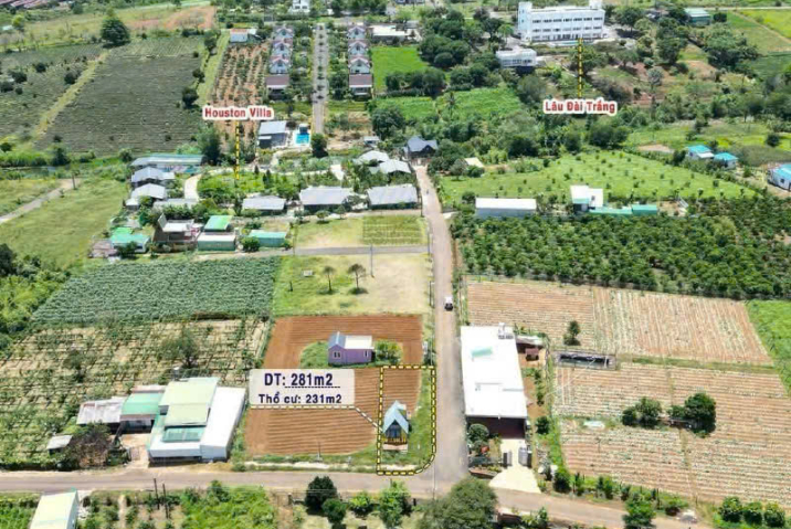 BÁN HỘ ÔNG CHỦ LÔ ĐẤT CÁCH NÚT GIAO CAO TỐC CHỈ 200M - DIỆN TÍCH: 10,8 X 27 CÓ 231M² THỔ CƯ - THÔN 7 LỘC TÂN - GIÁ BÁN: 1 TỶ 500TR.