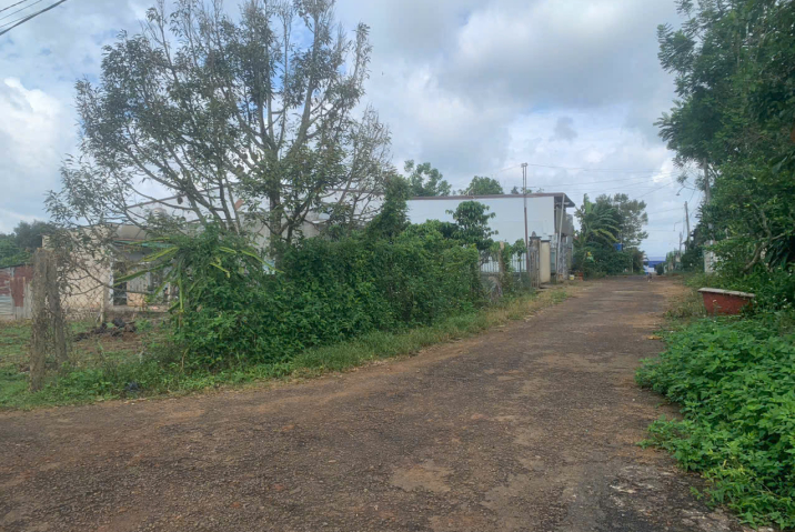 BÁN NHANH TRẢ NỢ NGÂN HÀNG - 2 LÔ LỘC AN CÁCH QL20 VÀI TRĂM MÉT - 10X22 FULL THỔ CƯ 220M2 ĐẤT Ở - CÁCH QL20 VÀI TRĂM MÉT KHU DÂN CƯ KÍN -  GIÁ 990TR / 1 LÔ ĐẦU TƯ