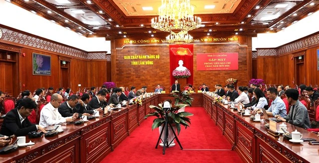 Tỉnh ủy Lâm Đồng gặp mặt báo chí ngày 30.12.2024